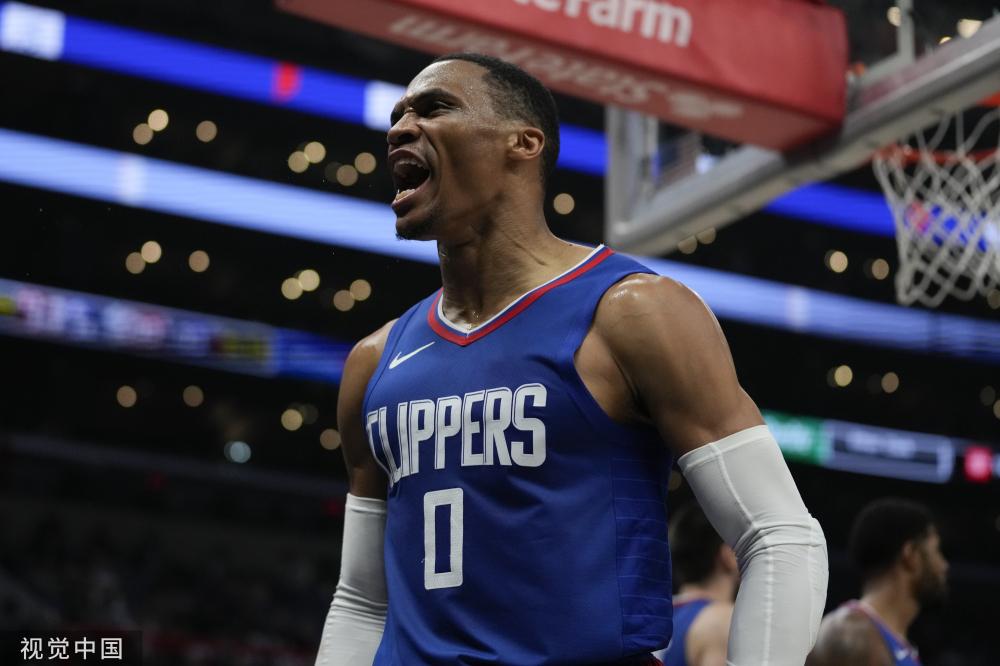 在当今羽毛 在当今羽毛