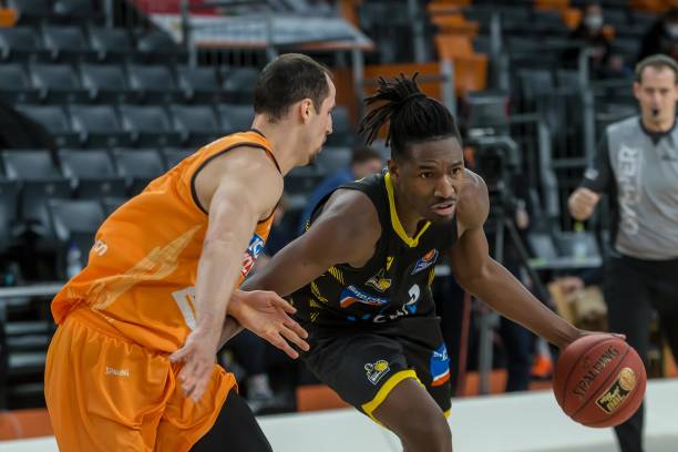 也要守住财 也要守住财