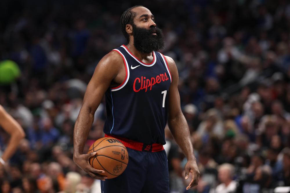 凭借其超强 凭借其超强