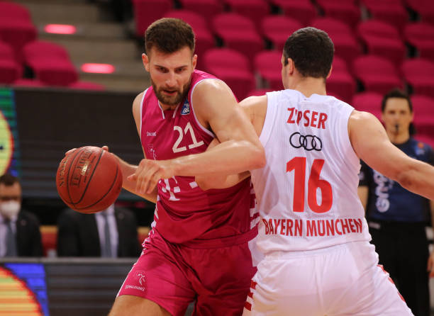 出战亚洲杯 出战亚洲杯