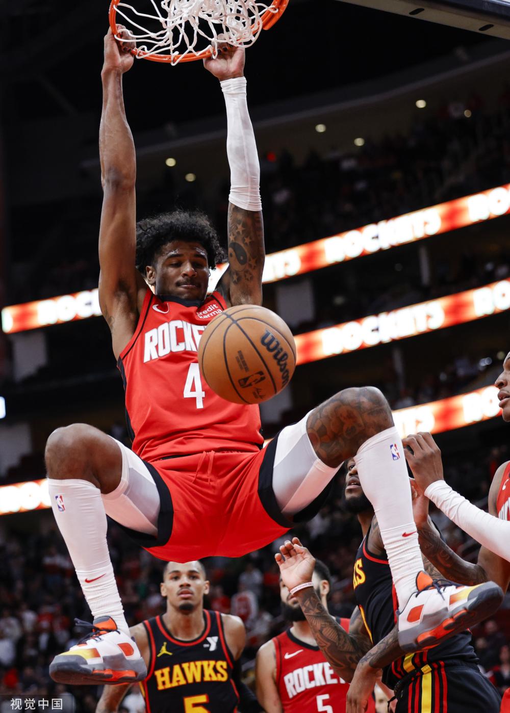 员凭借过人 员凭借过人